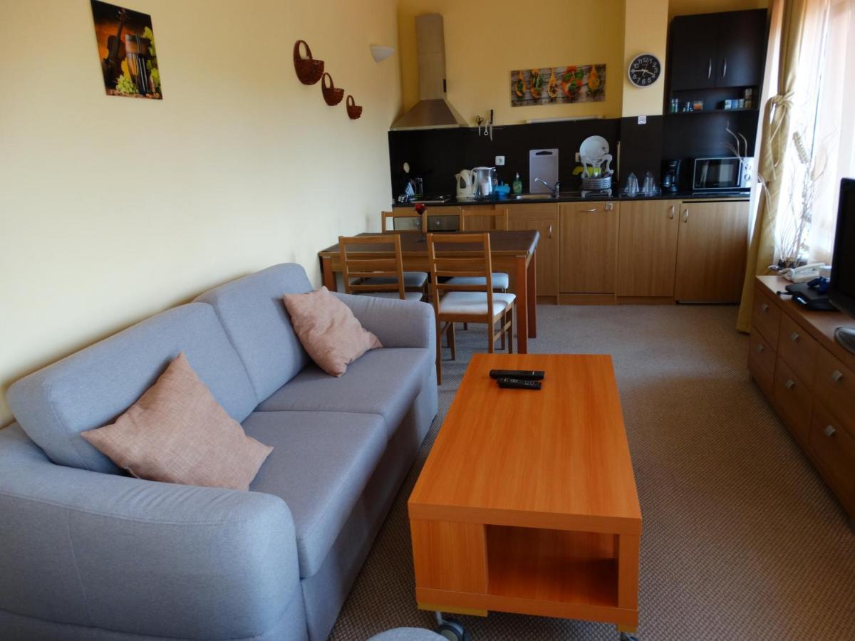 Snezhankas Apartment Pamporovo Luaran gambar